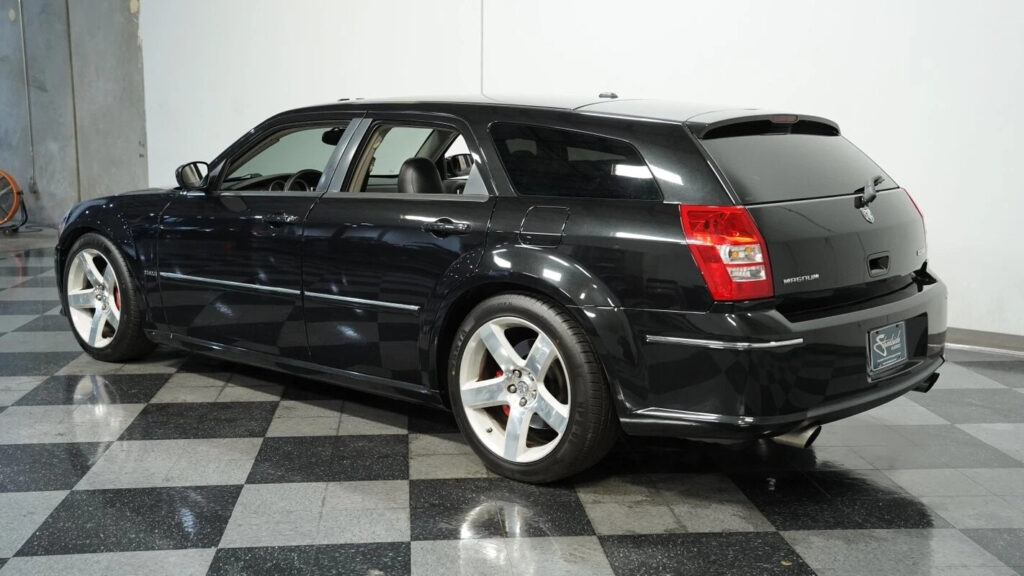 2006 Dodge Magnum