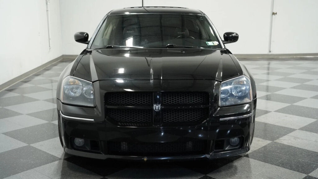 2006 Dodge Magnum
