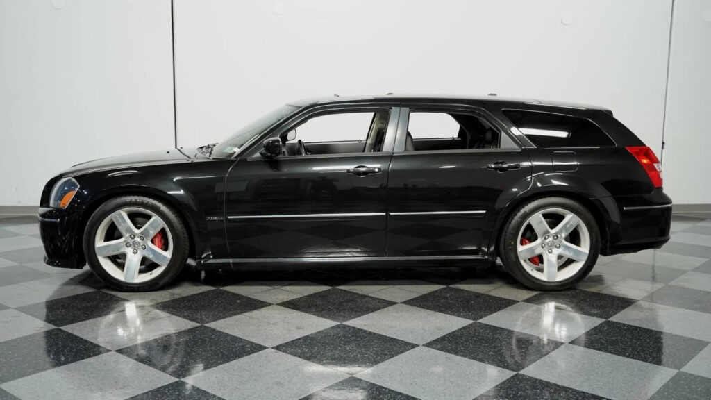 2006 Dodge Magnum