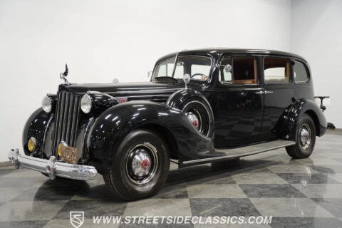 1939 Packard Twelwe Touring Sedan na prodej
