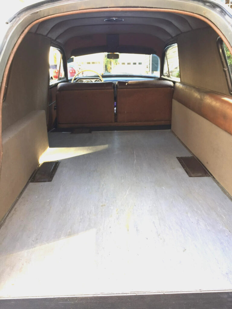 1952 Packard Henney