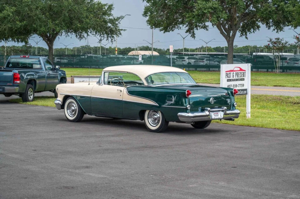 1955 Oldsmobile Rocket 88
