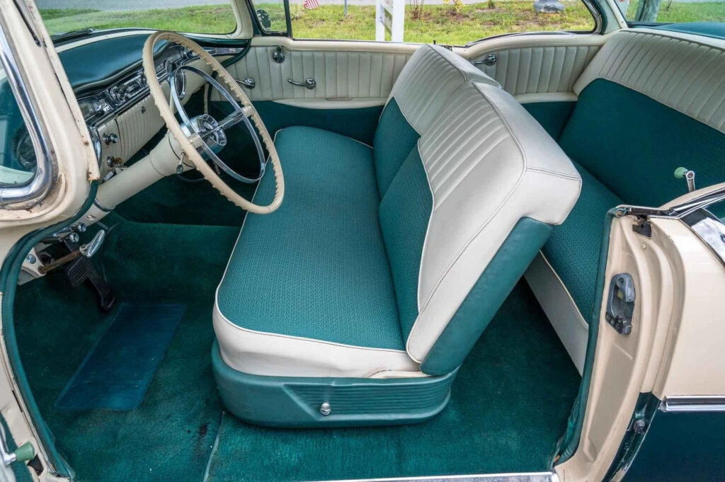 1955 Oldsmobile Rocket 88