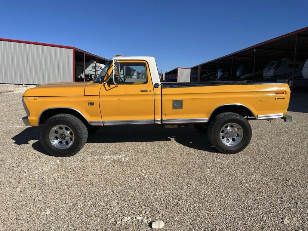 1975 Ford F-250