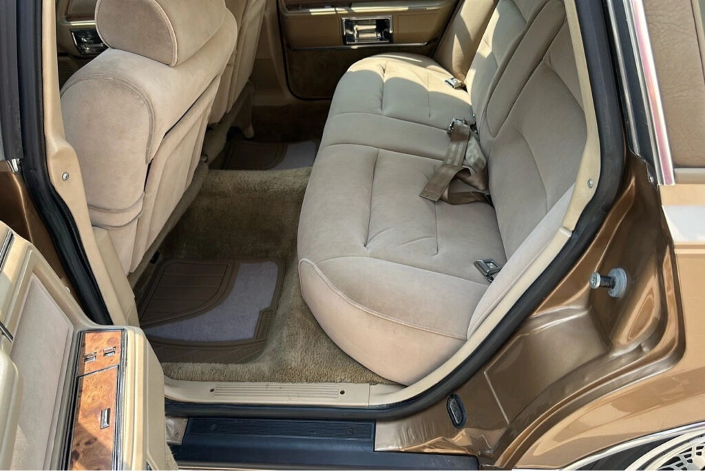 1986 Lincoln Town Car