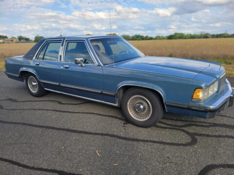 1988 Mercury Grand Marquis na prodej