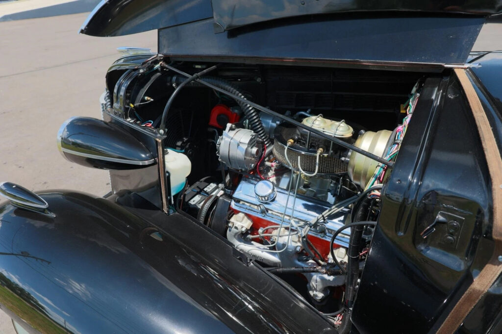 1937 Buick 8