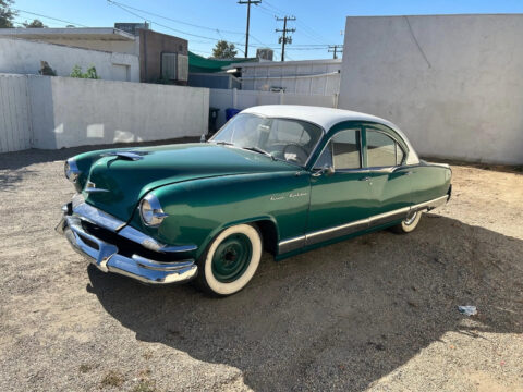 1953 Kaiser Manhattan na prodej
