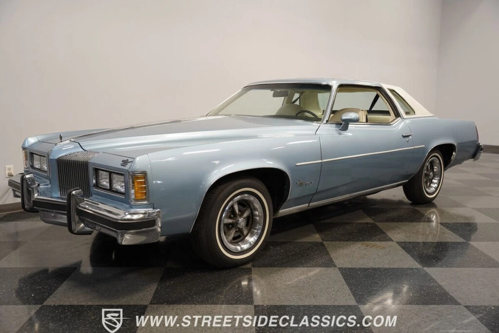 1976 Pontiac Grand Prix