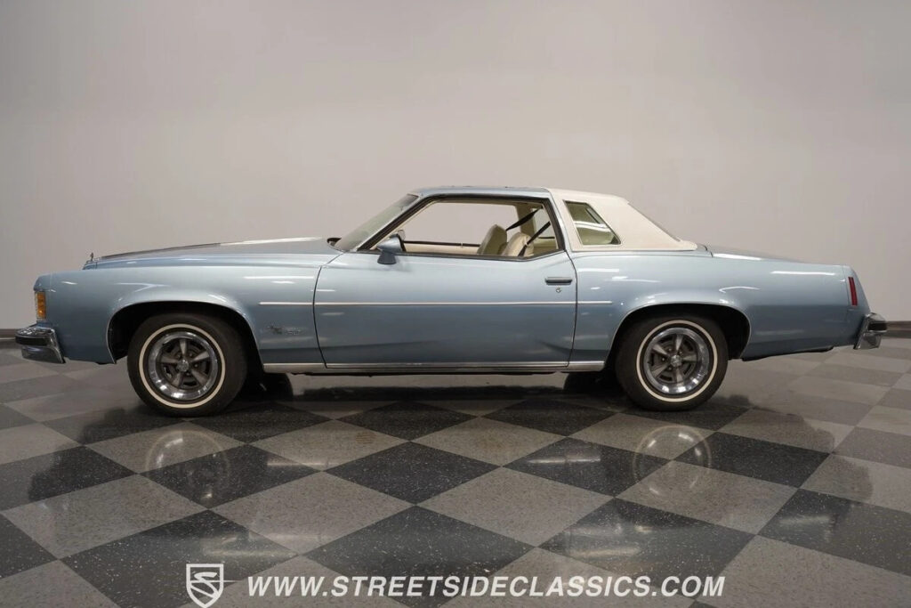 1976 Pontiac Grand Prix
