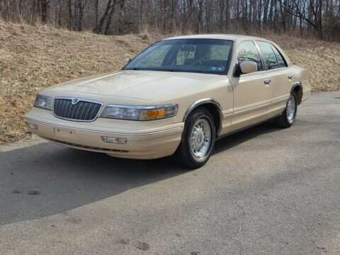 1996 Mercury Grand Marquis na prodej