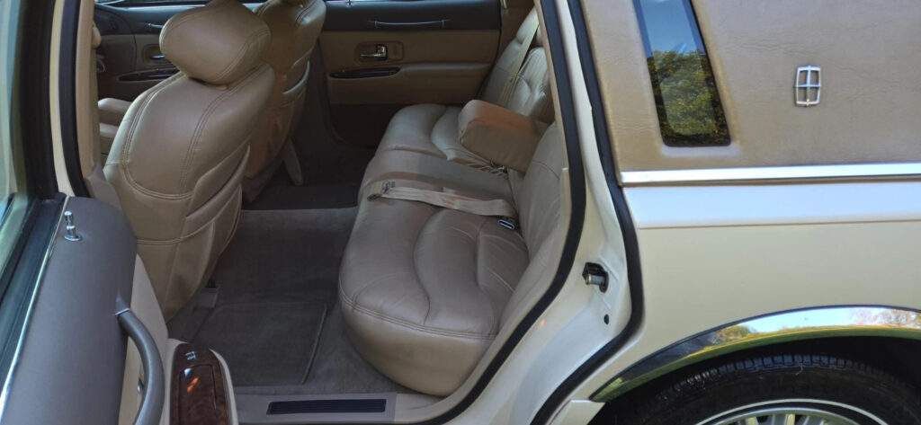 1997 Lincoln Town Car