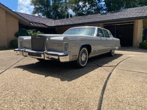 1977 Lincoln Continental na prodej