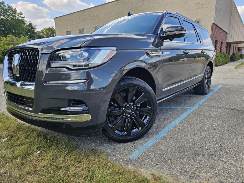 2024 Lincoln Navigator