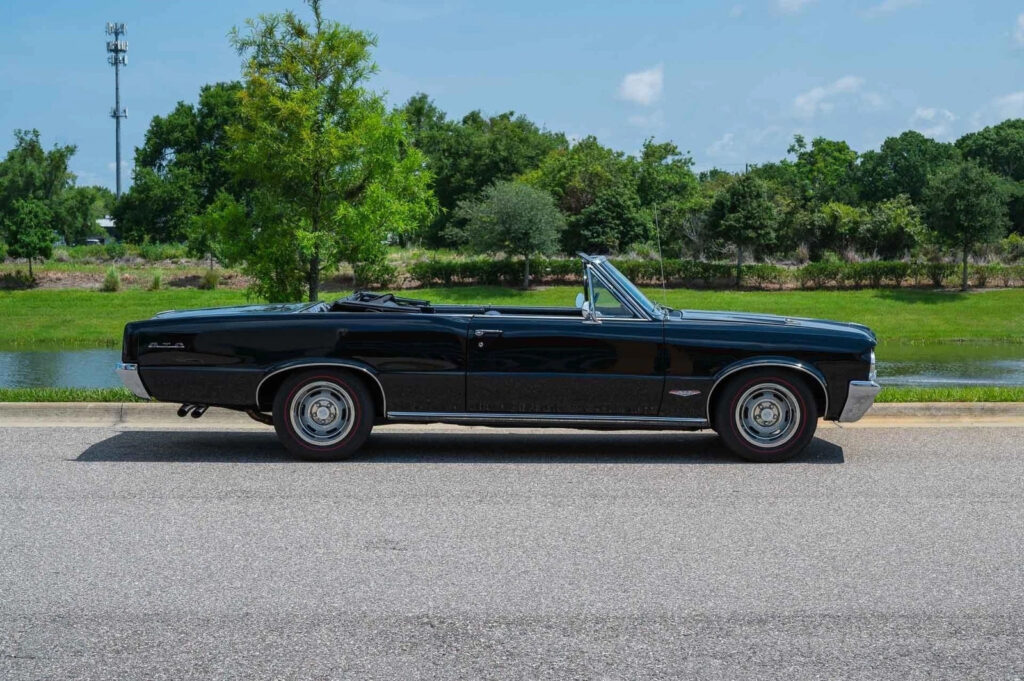 1964 Pontiac Le Mans