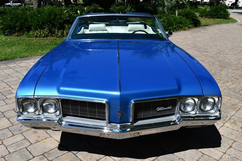 1970 Oldsmobile Cutlass