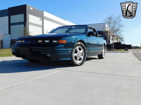 1995 Oldsmobile Cutlass na prodej